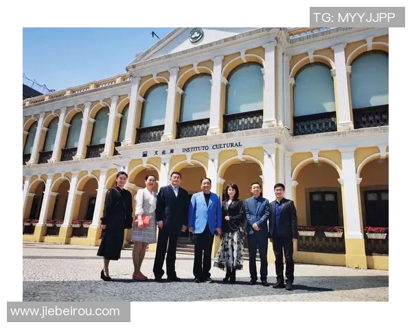 足球明星如何在全球传播文化与价值观的传承之路