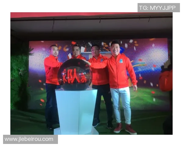 足球明星携手共创精彩瞬间视频模板分享与制作指南