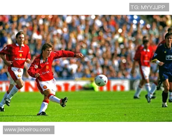 全球足球明星排名前十的精彩瞬间与精彩图片分享