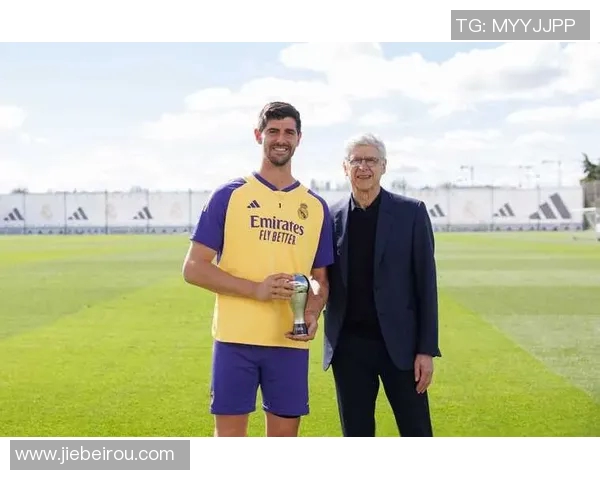 全球足球明星前十名排行榜揭晓谁将成为球迷心中的最佳球员